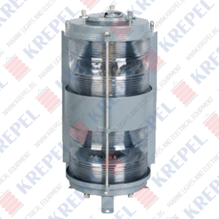 Double-deck masthead light for ships above 50m.